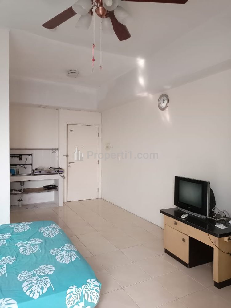 Sewa Apartemen Season City Type Studio Semi Furnished Bagus dan Murah, Kawasan Strategis Dekat Kampus dan Keluar Masuk Tol, Jakarta Barat