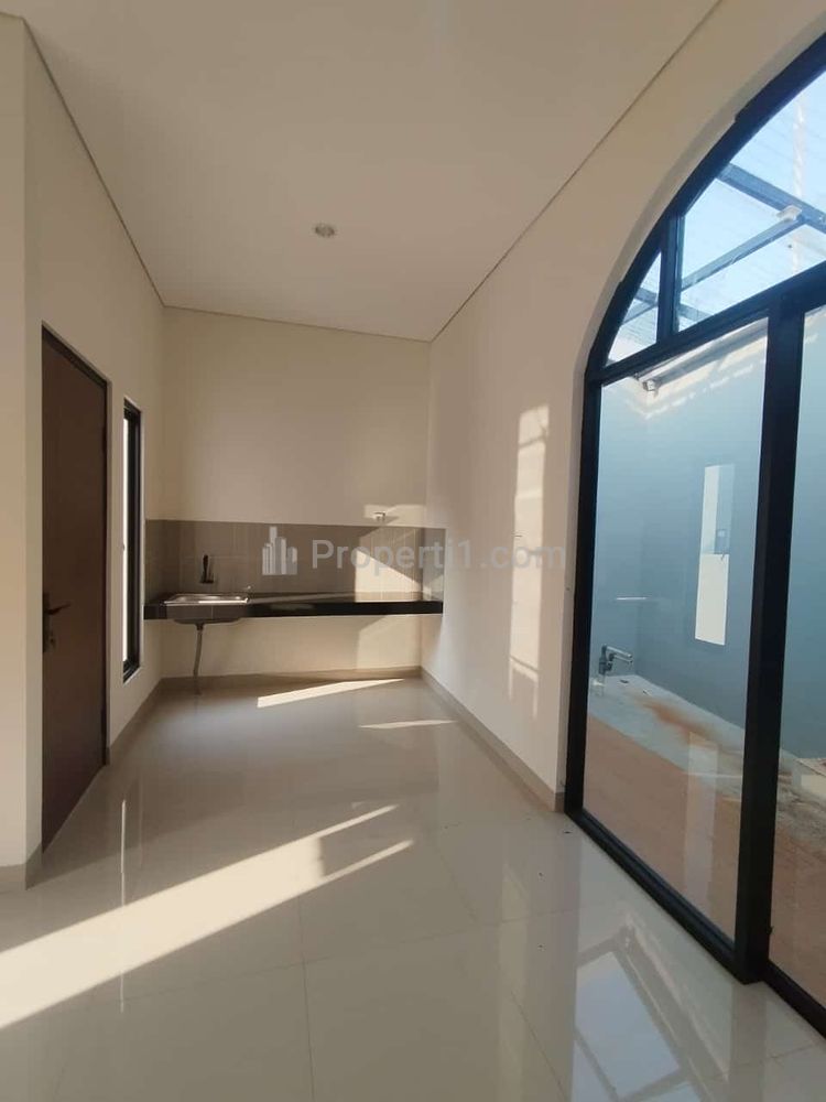 Dijual Rumah Lokasi Super Strategis Nyaman dan Asri di Cimuning Bekasi