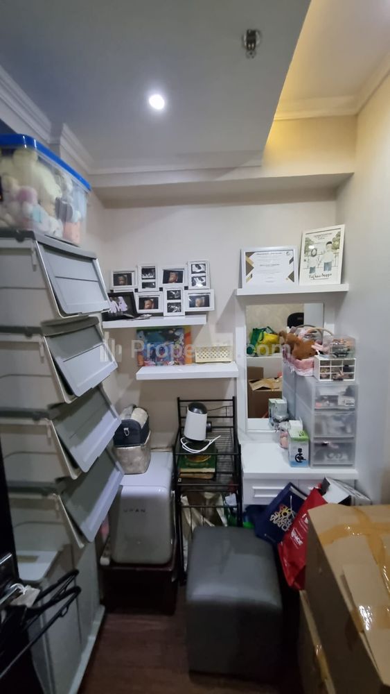 Dijual Apartemen 2 Kamar Fully Furnished Bersih, Rapi dan Lengkap di Pancoran Riverside - Jakarta Selatan