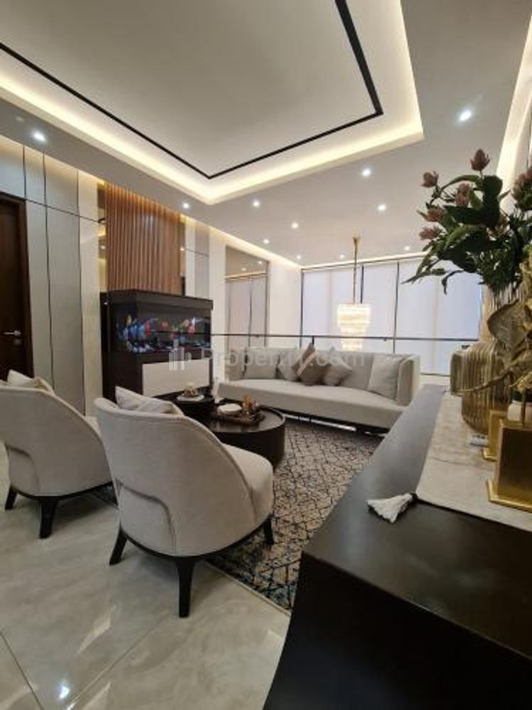 Dijual Rumah di River Valley Residence Jakarta Selatan - Brand New Renovated 4 BR - Best Unit dan Furnitures
