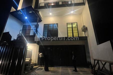 Dijual Rumah Baru di Pondok Cina, Beji, Kota Depok