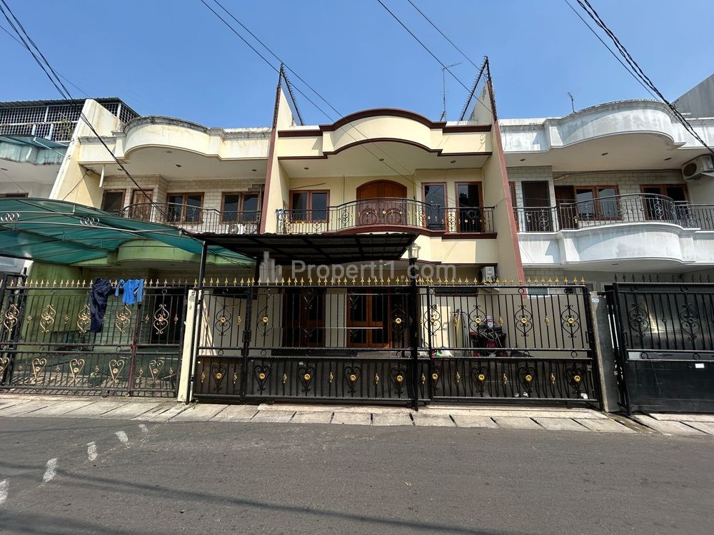 Dijual Rumah Sederhana di Kebon Jeruk, Jakarta Barat