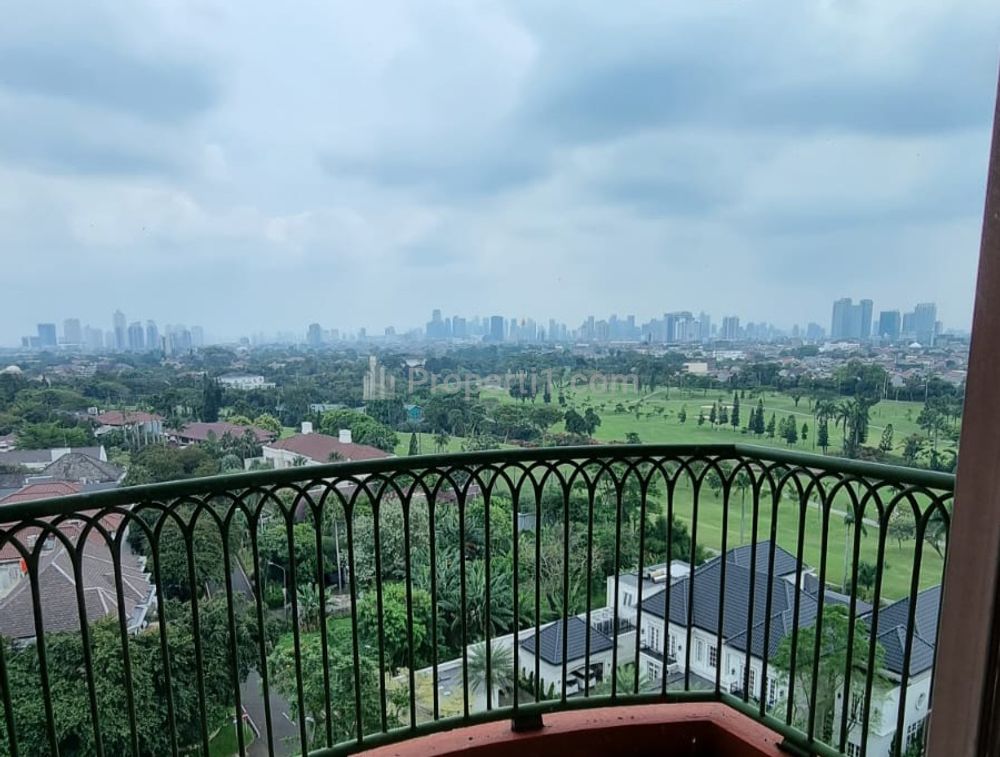 Dijual Cepat Apartemen Green View (Nuansa Hijau) - 2+1 BR Full Furnished