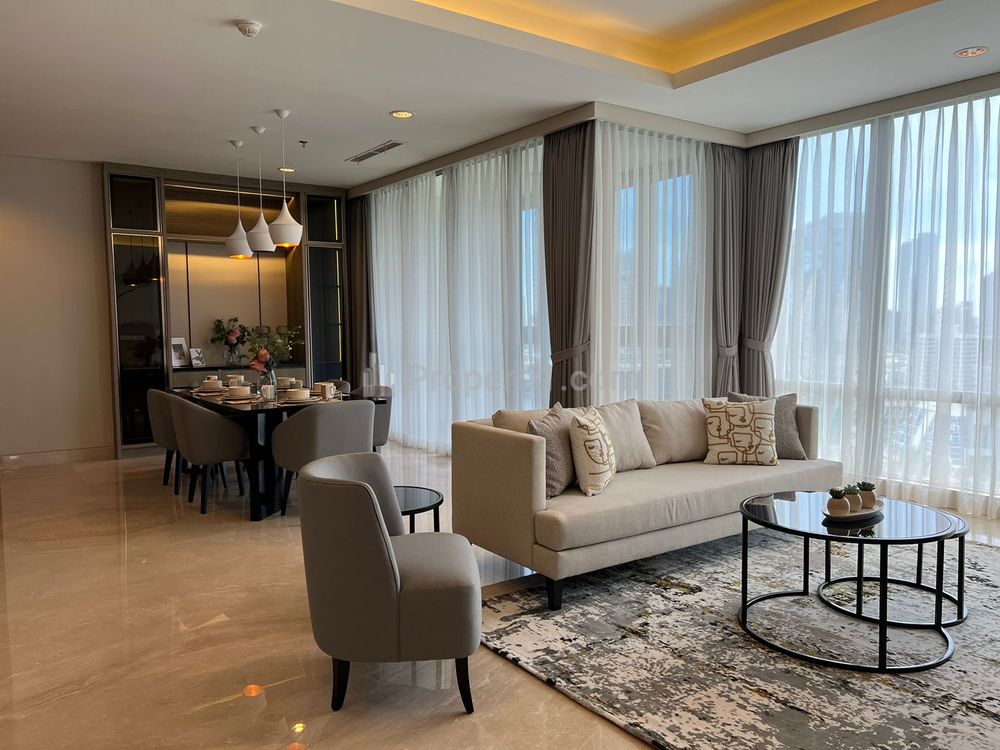 For Sale Apartment The Elements Kuningan 3+1 BR Full Furnished