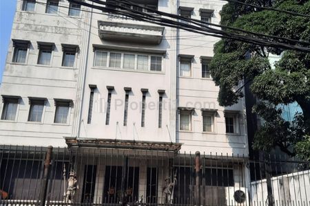 Jual Cepat Gedung SHM 5 Lantai di Jalan Panjang, Dekat RCTI, Kebon Jeruk, Jakarta Selatan