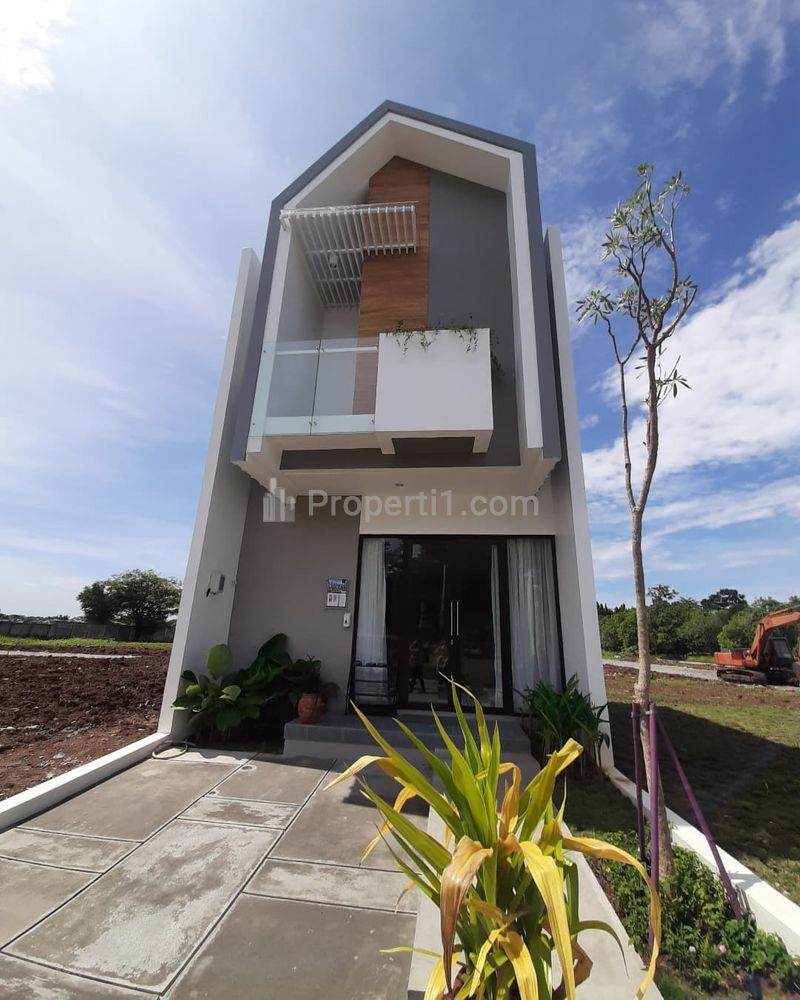 Dijual Rumah 5x10 2 Lantai Siap Huni 2 Kamar Tidur di Kembangan Jakarta Barat