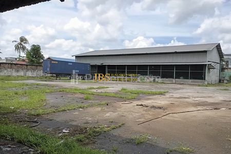 Jual Gudang 1 Tingkat Kondisi Siap Pakai di Jalan Veteran Pasar 10 - Marelan, Labuhan Deli, Deli Serdang, Sumatera Utara