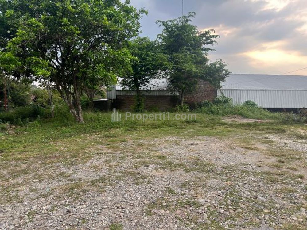 Jual Tanah Pekarangan Datar Tepi Jl Raya Kerjo - Kemuning, Karanganyar, Jawa Tengah
