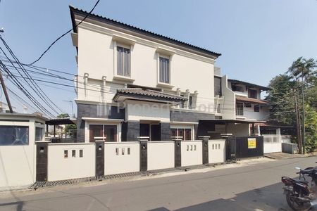 Dijual Rumah Siap Huni di Cipete, Cilandak Barat, Jakarta Selatan