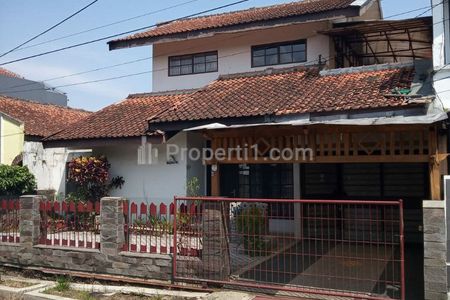 Dijual Rumah 2 Lantai di Komplek Arcamanik Endah Kota Bandung