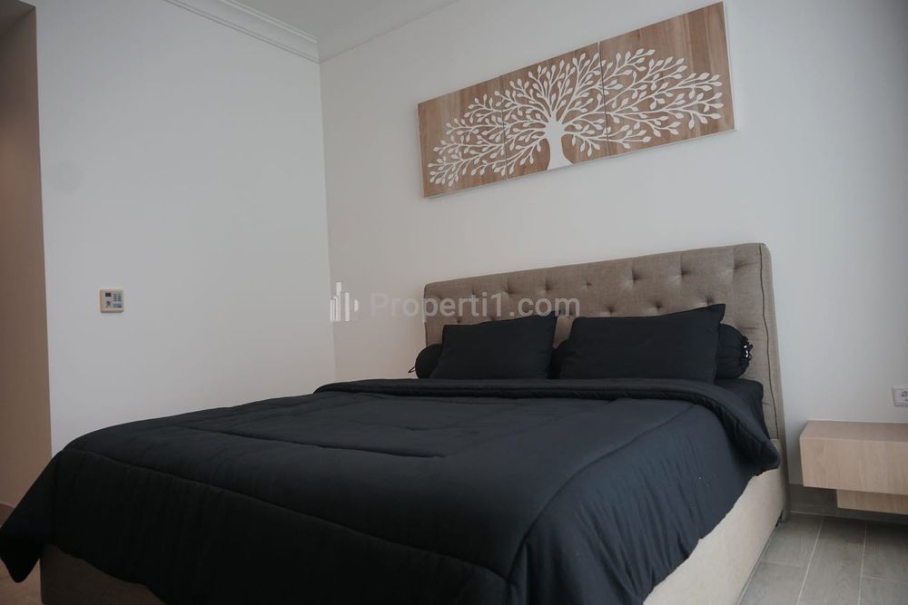 For Rent Apartment Pakubuwono View 3+1 BR Fully Furnished Private Lift
