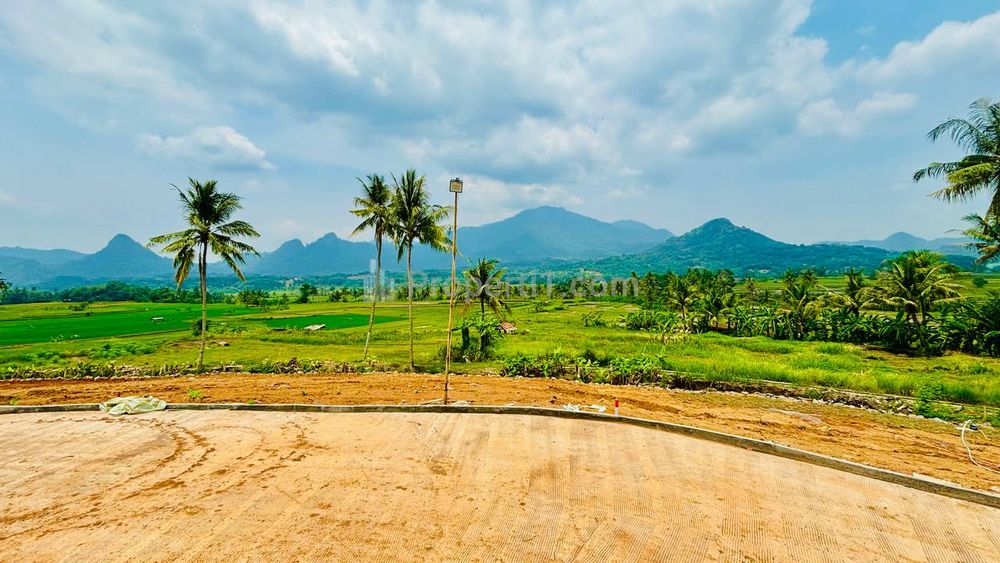 Jual Tanah Murah Siap Bangun Villa atau Berkebun, View Pegunungan Dekat Jalan Raya di Bogor