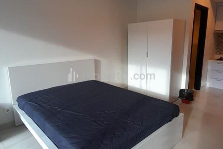 Sewa Apartemen Studio Full Furnished Lantai Rendah The Aspen Peak Residence