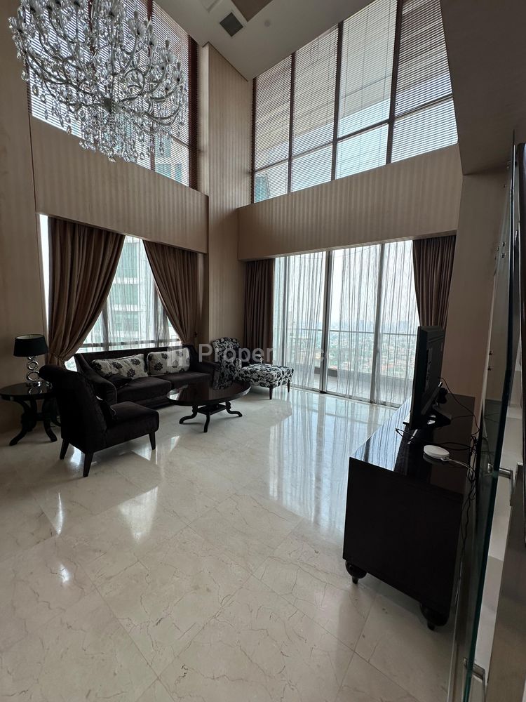 For Rent Apartment Kemang Village Penthouse 4+1 BR Full Furnished Private Lift 