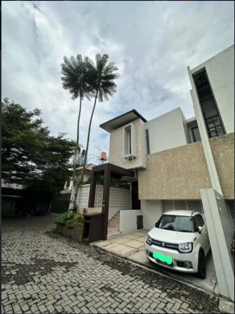 Dijual Rumah Semi Furnished di Cilandak Townhouse, Jakarta Selatan