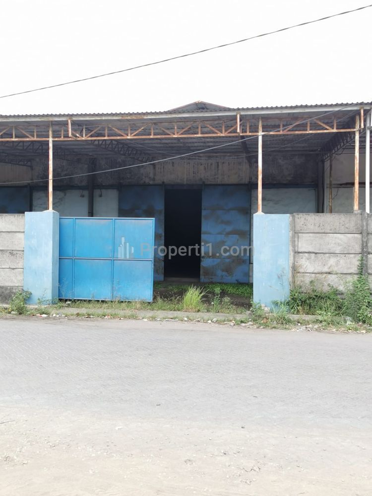 Sewa Gudang Strategis di Osowilangun Permai Surabaya