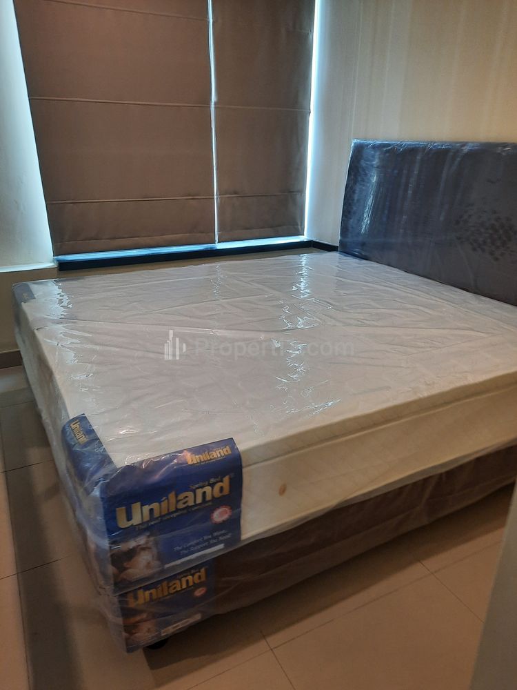 Sewa Apartemen Hampton Park Tower C Type 2+1 BR