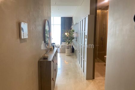 Dijual Apartemen Verde Two Mewah 2 Kamar Semi Furnish Siap Huni di Kuningan Jakarta Selatan