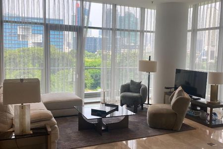 Dijual Apartemen Verde Two 3 BR Semi Furnish Siap Huni di Kuningan Jakarta Selatan