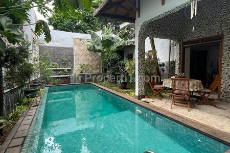 Jual Rumah di Jalan Bungur Buntu Kemang Utara Jakarta Selatan - 3 Kamar Tidur Furnished