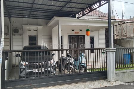 Jual Rumah Siap Huni di Purnama Pontianak Selatan, Harga Murah, Lengkap dengan Perabot, Lingkungan Aman, Dekat Sekolah dan Universitas