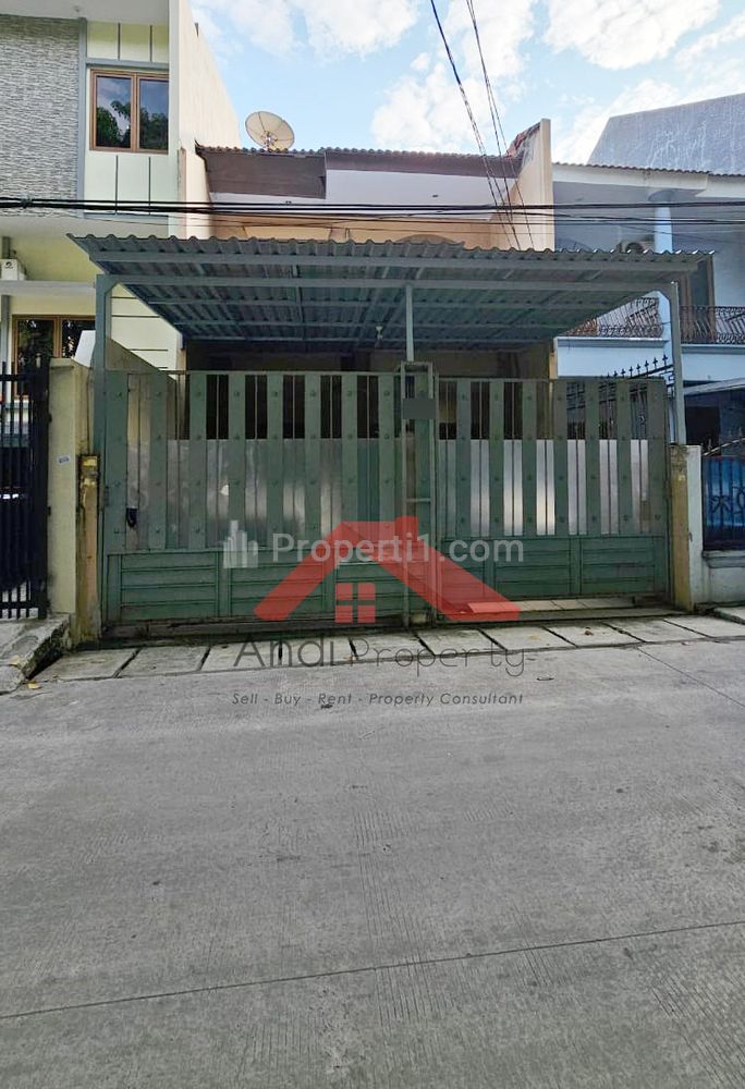 Jual Rumah 6x20 Siap Huni Lokasi Strategis di Taman Ratu Jakarta Barat (TR180)