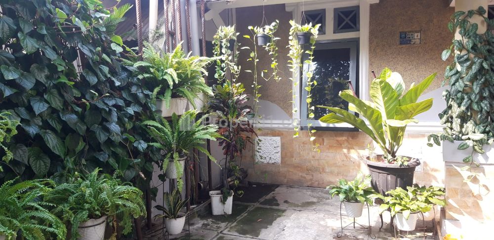 Dijual Murah Rumah Siap Huni Lokasi Sangat Strategis di Jantungnya Kota Depok, Hanya 20 m ke Mall (Detos & Margo City) & 20 m ke Pintu Tol Depok