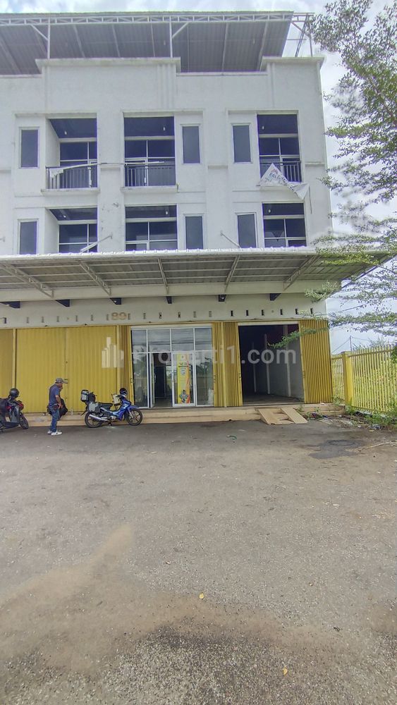 Jual Ruko 2 Gandeng Bangunan 4 Lantai di Jalan Perdamaian Kota Baru Pontianak