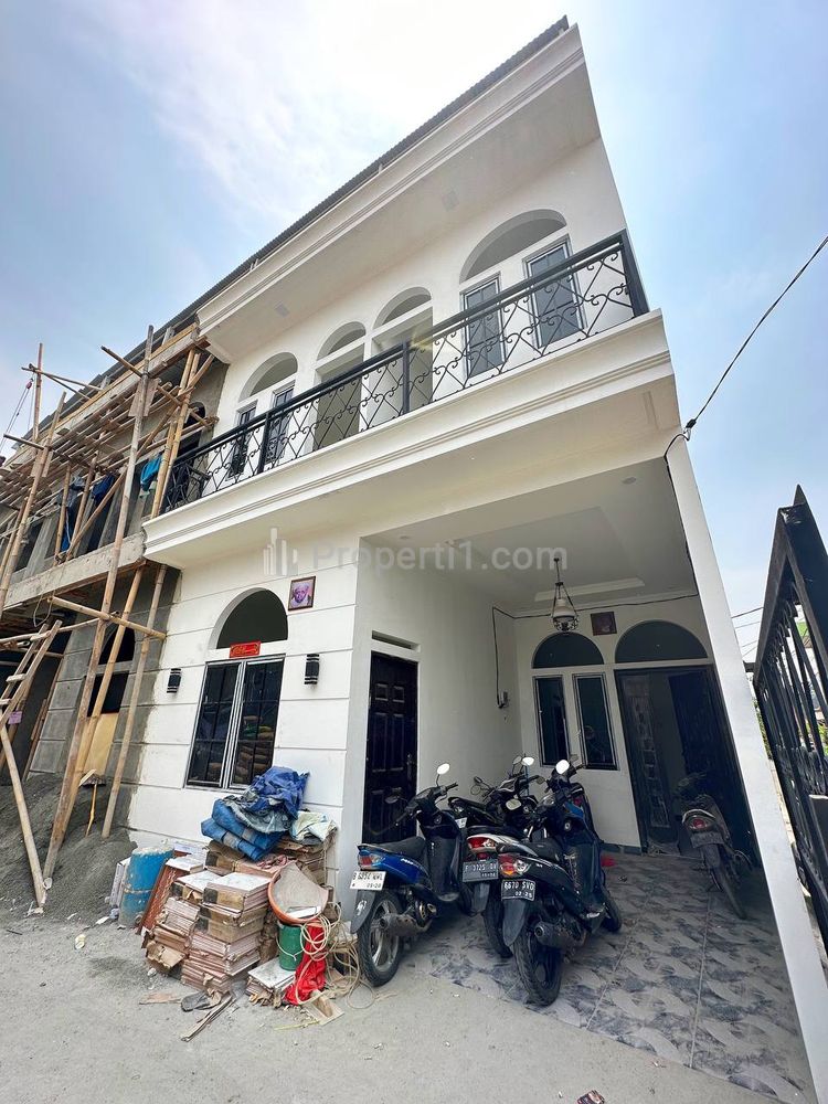 Jual Rumah Cluster di Batu Ampar, Kramatjati, Jakarta Timur - Bonus Rooftop