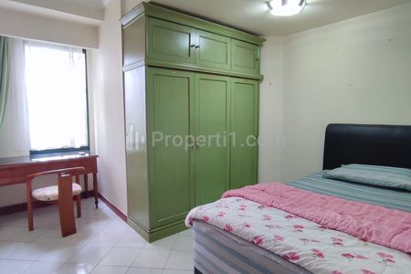 Dijual Apartemen Taman Anggrek Langsung Depan Taman, View Kolam Renang - 3+1 BR Full Furnished