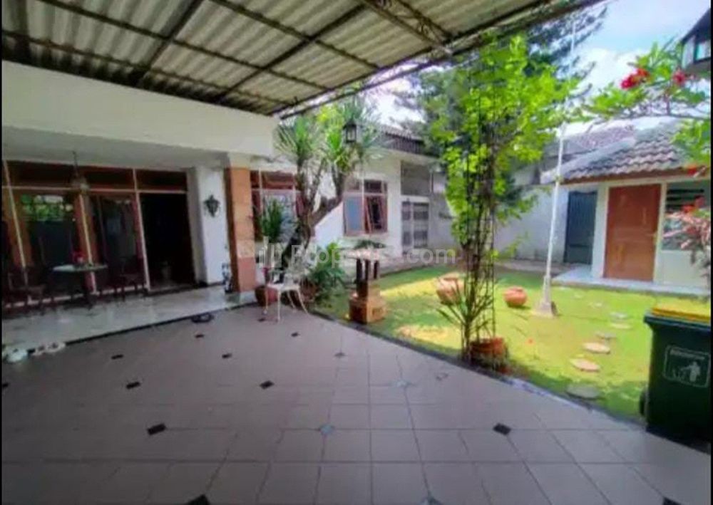 Jual Rumah Luas dan Nyaman Daerah Pisangan Tangerang Selatan
