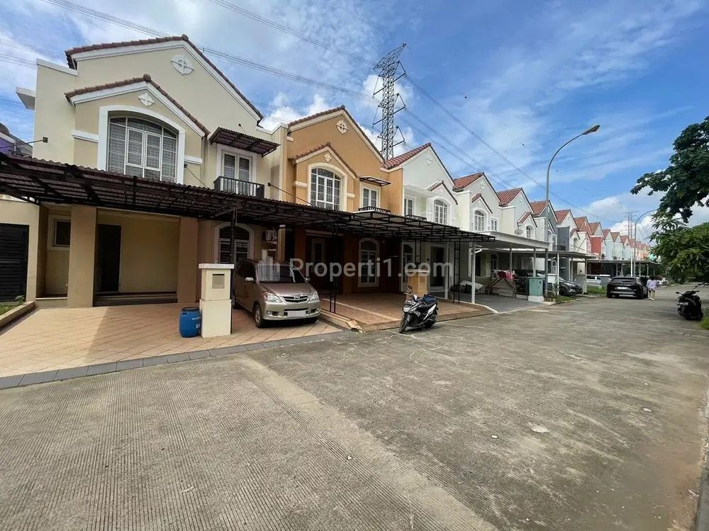 Jual Rumah Siap Huni di Komplek Rolling Hills Tangerang