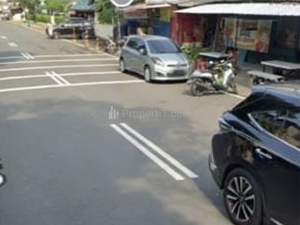 Jual Tanah Hook Pinggir Jalan Lokasi Zona Komersil di Patal Senayan, Jakarta Selatan
