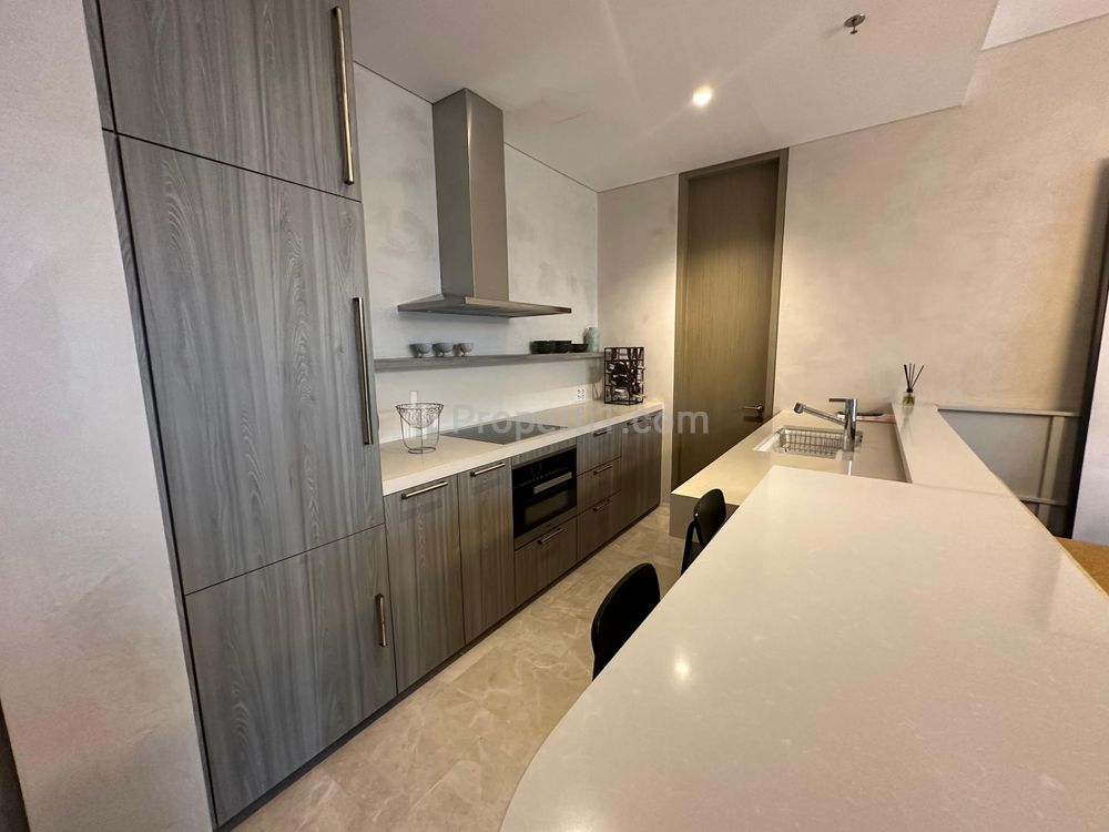 Dry Kicthen by Miele & Fridge