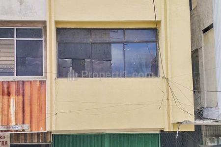 Dijual Ruko 3 Lantai di Dika Deretan Putih Salju Palembang