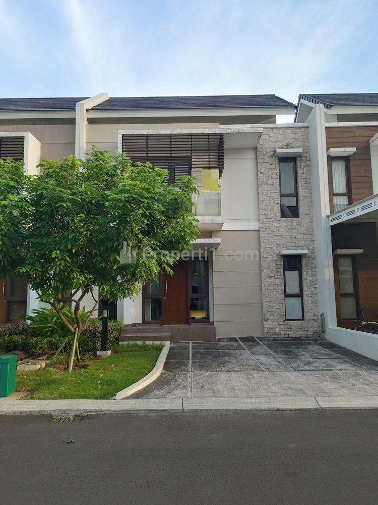 Jual Rumah di Komplek Cluster Burgundy Kota Bekasi SHM