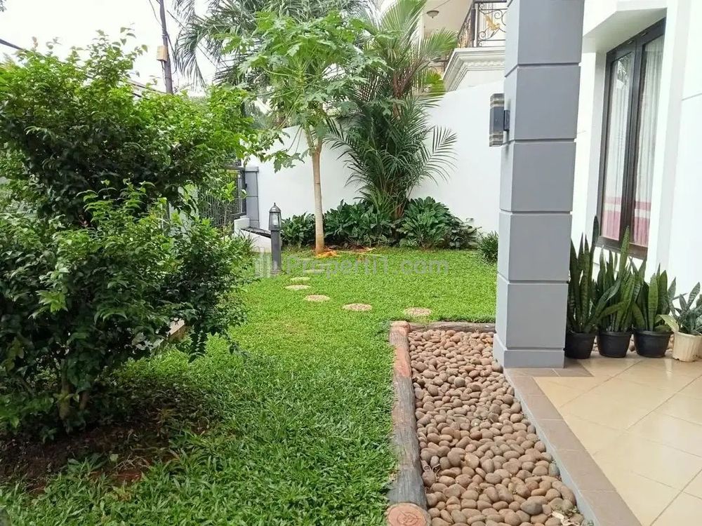 Dijual Rumah 2 Lantai Siap Dihuni Taman Laguna Cibubur Bekasi