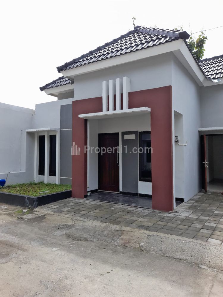 Jual Rumah dalam Komplek Mangku Jalan Aspal di Bangunjiwo Kasihan Bantul Yogyakarta