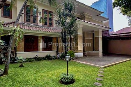 Dijual Rumah di Area Kebayoran Baru/Blok M Jakarta Selatan STD080