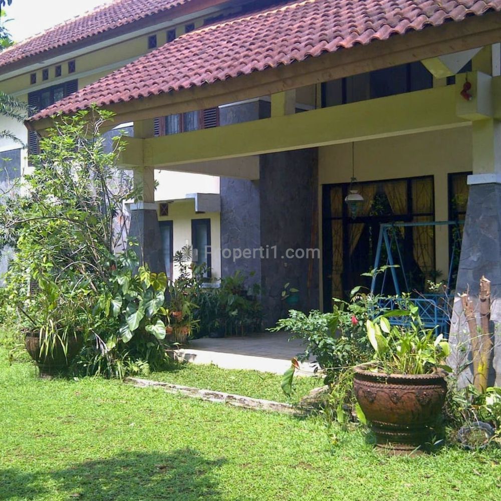 Jual Rumah Mewah 2 Lantai di Loji Sindangbarang Bogor