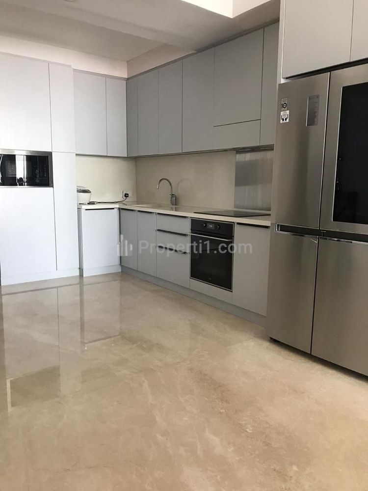 Dijual Apartemen The Peak Residence Tipe 2+1 Bedroom Semi Furnished - Tunjungan Plaza 5 Surabaya Pusat Kota