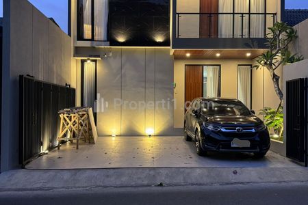 Dijual Rumah Baru Modern Full Furnish Pinggir Jalan Sambiroto Purwomartani Yogyakarta