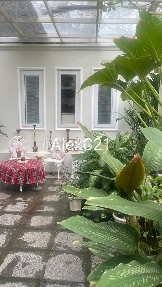 Dijual Rumah dan Paviliun di Pondok Bambu, Duren Sawit, Jakarta Timur