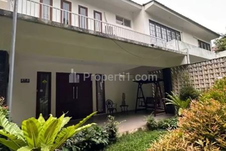 Dijual Rumah Siap Huni 4 Bedroom, Dalam Komplek di Pejaten Barat, Jakarta Selatan