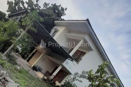 Jual Rumah Second 2 Lantai di Utara Kampus ISI Jogja, Bantul