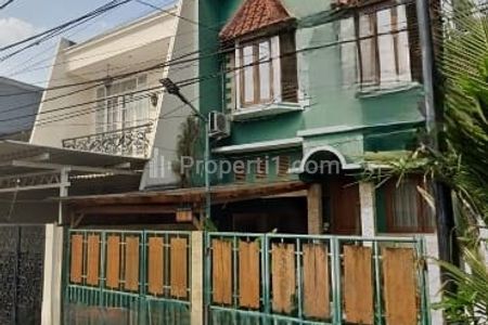 Rumah  Dijual Lokasi Strategis di Pondok Pinang, Jakarta Selatan