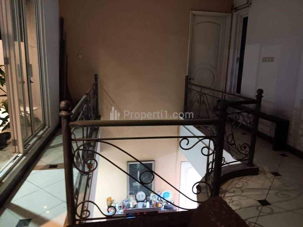 Jual Cepat Rumah 2 Lantai Siap Huni di Gunung Sahari Jakarta Pusat