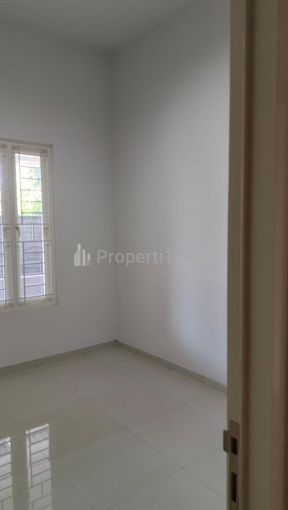 Jual Rumah 2 Lantai Siap Huni di Pondok Tjandra Tambaksari Waru Sidoarjo
