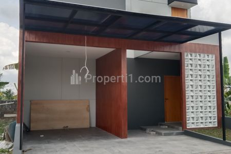 Dijual Rumah Modern Tropis di Dekat Kampus UII Sleman Yogyakarta