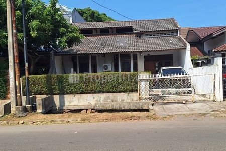 Rumah Dijual Dalam Komplek di Cinere Dekat Gerbang Toll Limo